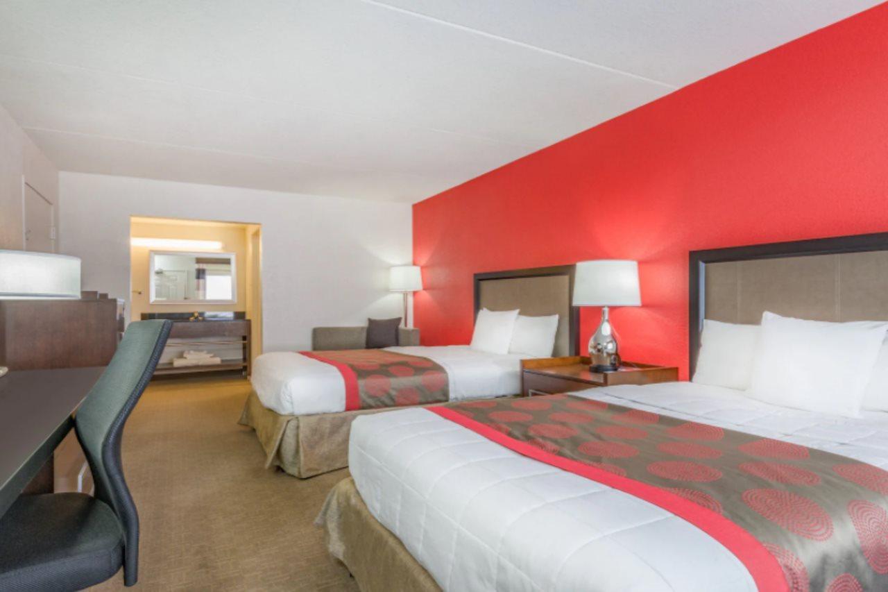 Ramada By Wyndham Albuquerque Airport Hotel Eksteriør billede