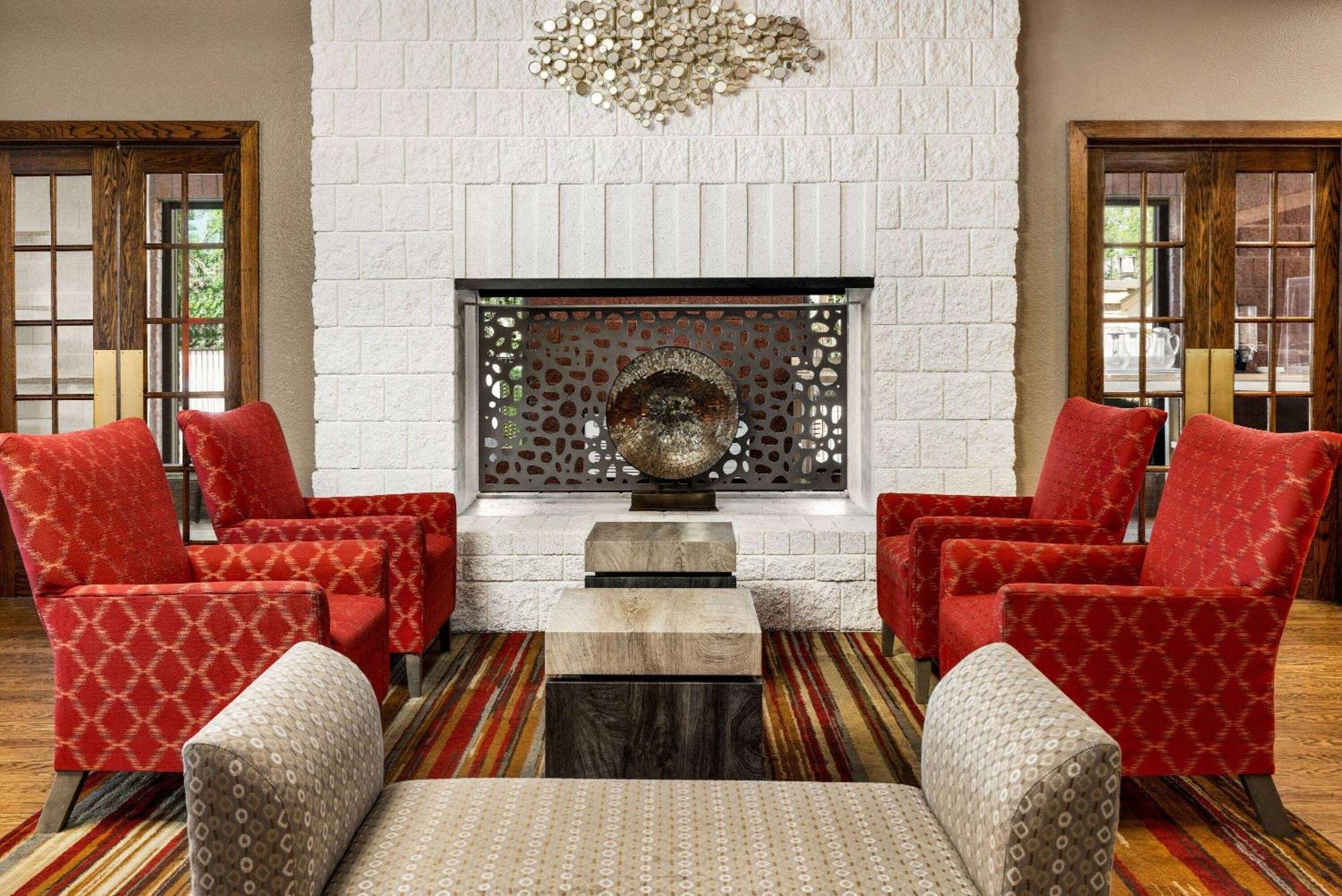 Ramada By Wyndham Albuquerque Airport Hotel Eksteriør billede