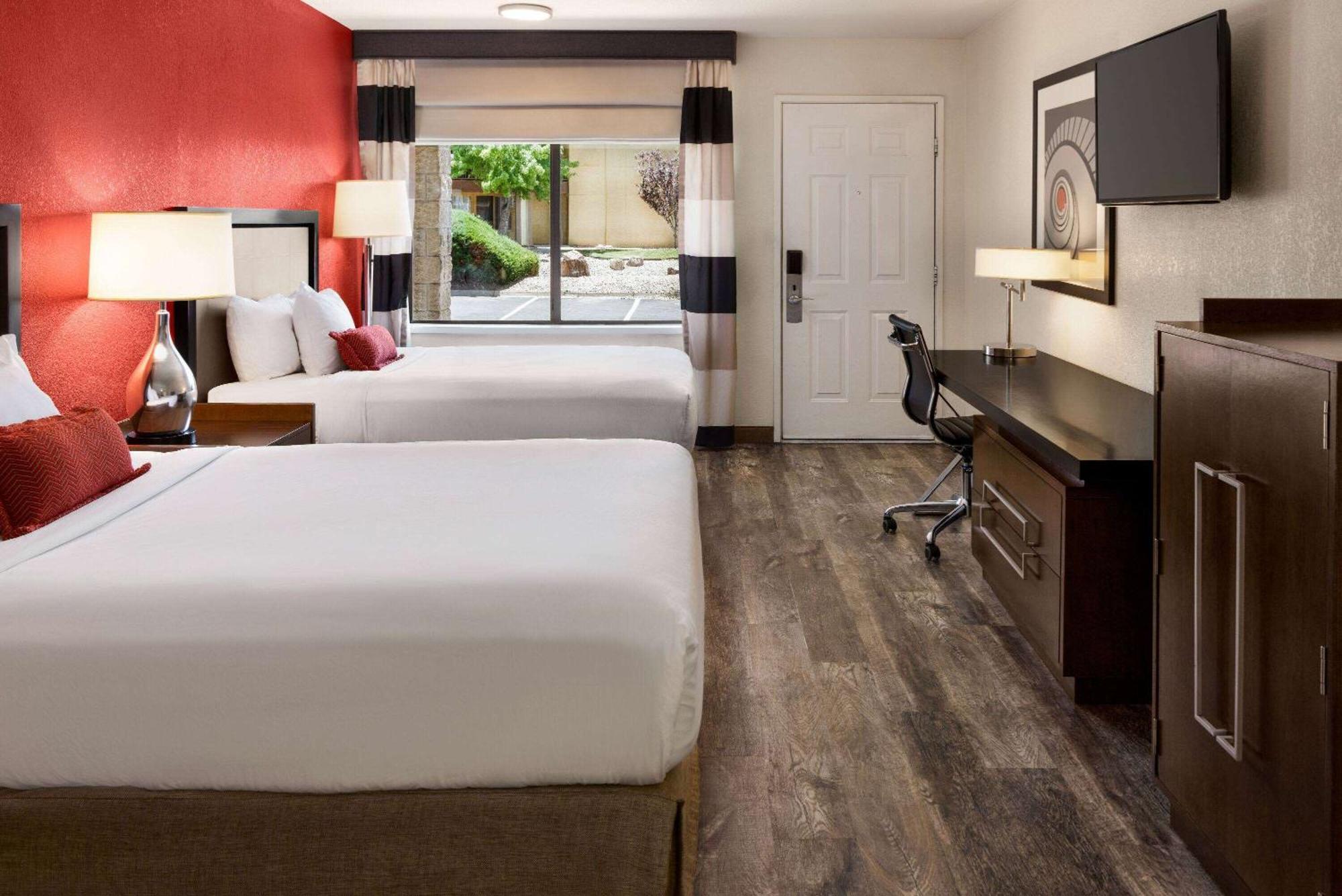 Ramada By Wyndham Albuquerque Airport Hotel Eksteriør billede