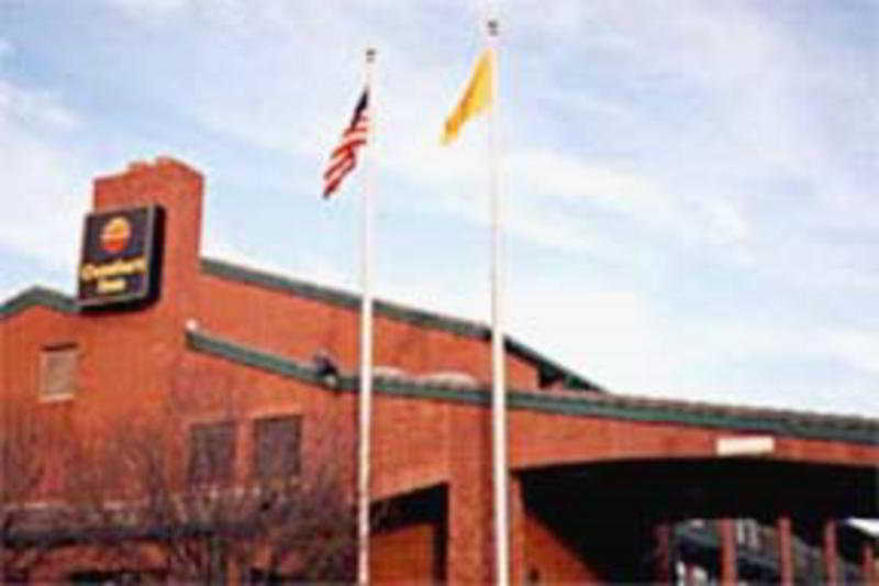 Ramada By Wyndham Albuquerque Airport Hotel Eksteriør billede