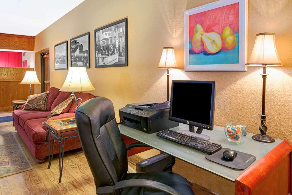 Ramada By Wyndham Albuquerque Airport Hotel Faciliteter billede